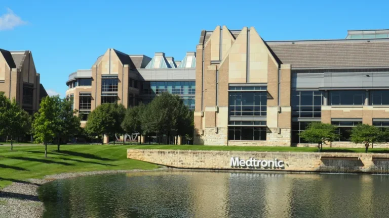 Medtronic: „Abbott“ partnerystės metu diabeto strategija nepasikeitė